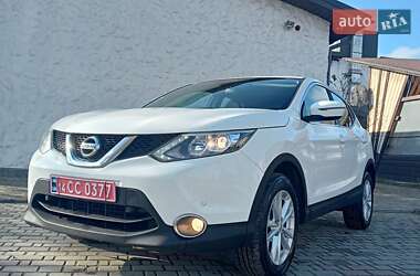 Позашляховик / Кросовер Nissan Qashqai 2015 в Косові