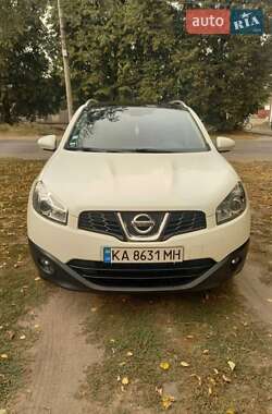 Позашляховик / Кросовер Nissan Qashqai 2012 в Яготині