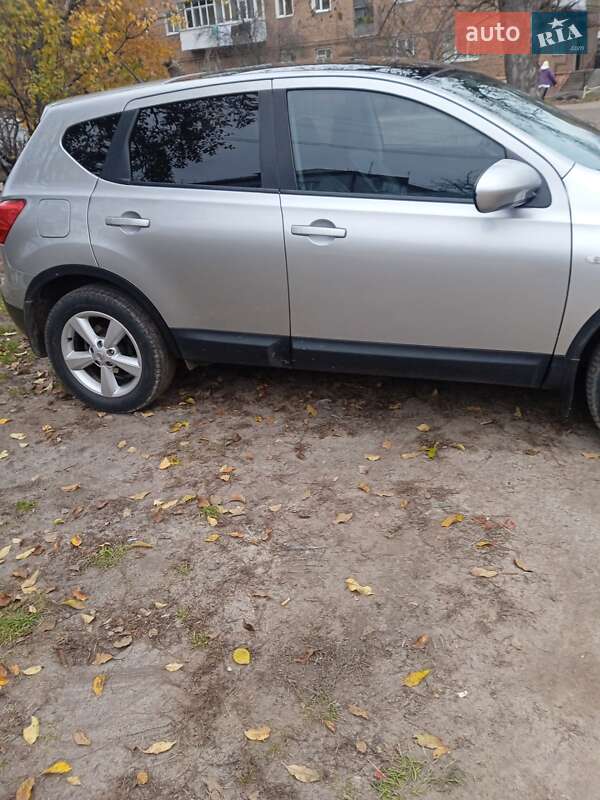 Внедорожник / Кроссовер Nissan Qashqai 2011 в Шостке