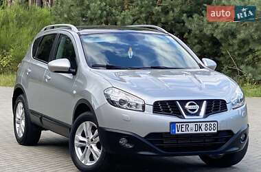 Внедорожник / Кроссовер Nissan Qashqai 2010 в Лебедине