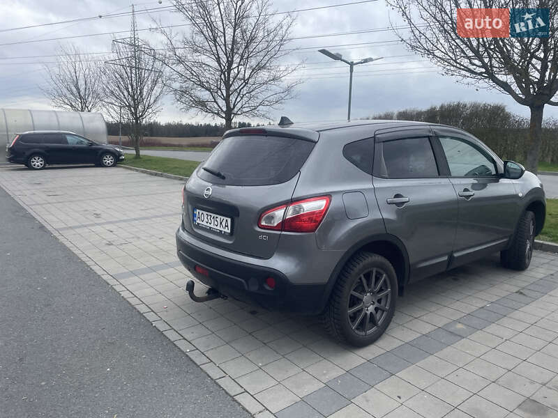 Внедорожник / Кроссовер Nissan Qashqai 2011 в Иршаве