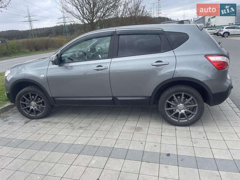 Внедорожник / Кроссовер Nissan Qashqai 2011 в Иршаве