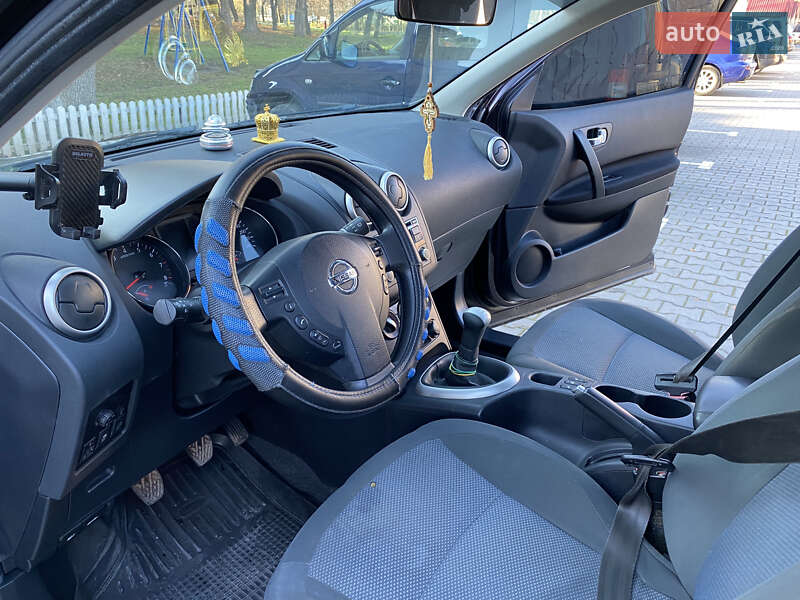 Позашляховик / Кросовер Nissan Qashqai 2013 в Бережанах