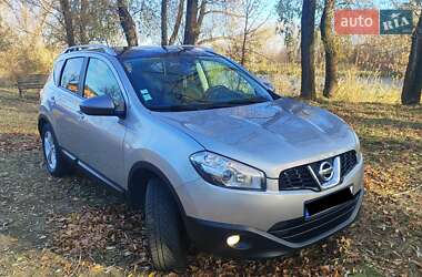 Внедорожник / Кроссовер Nissan Qashqai 2010 в Миргороде