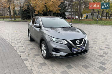 Внедорожник / Кроссовер Nissan Qashqai 2019 в Днепре