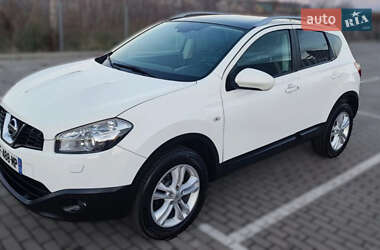 Внедорожник / Кроссовер Nissan Qashqai 2013 в Дубно