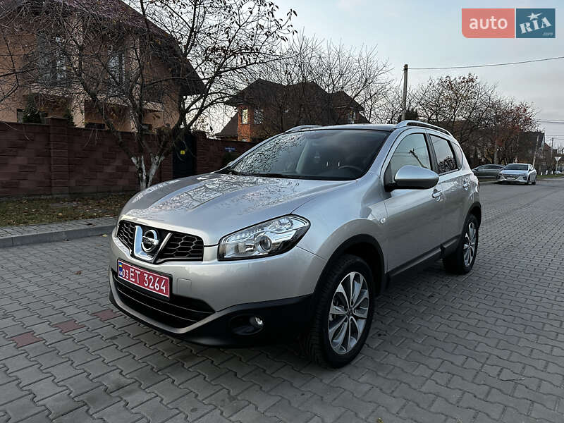 Позашляховик / Кросовер Nissan Qashqai 2010 в Луцьку