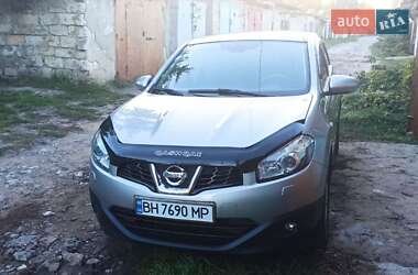 Позашляховик / Кросовер Nissan Qashqai 2013 в Подільську