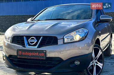 Позашляховик / Кросовер Nissan Qashqai 2012 в Сумах