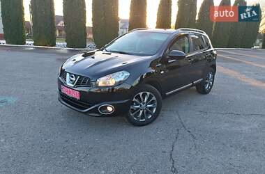 Внедорожник / Кроссовер Nissan Qashqai 2010 в Дубно