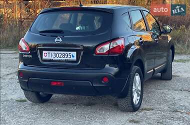 Внедорожник / Кроссовер Nissan Qashqai 2013 в Хороле