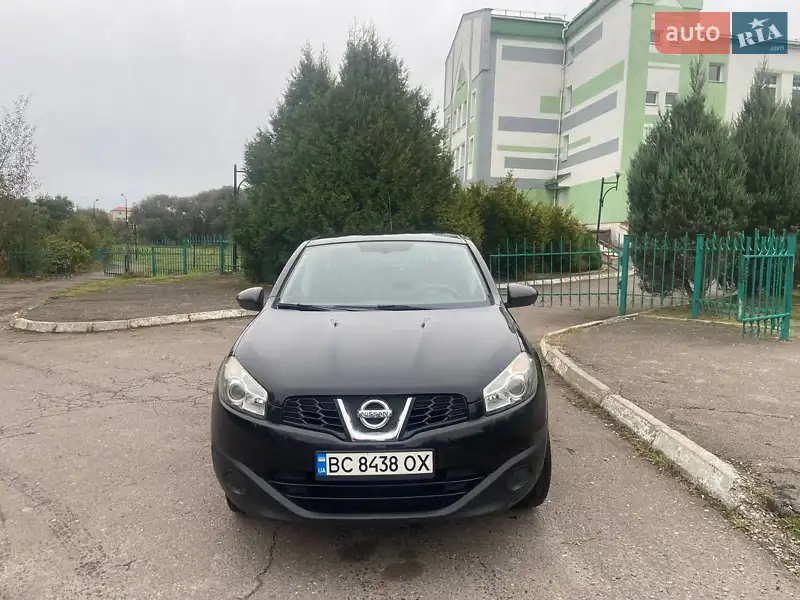 Внедорожник / Кроссовер Nissan Qashqai 2010 в 