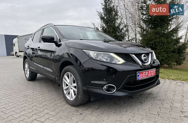 Позашляховик / Кросовер Nissan Qashqai 2015 в Луцьку