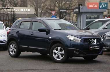 Позашляховик / Кросовер Nissan Qashqai 2011 в Києві