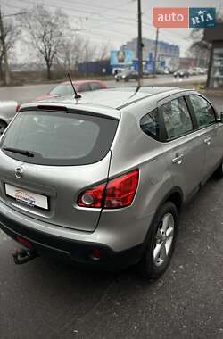 Позашляховик / Кросовер Nissan Qashqai 2008 в Сумах