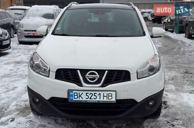 Внедорожник / Кроссовер Nissan Qashqai 2010 в Ровно