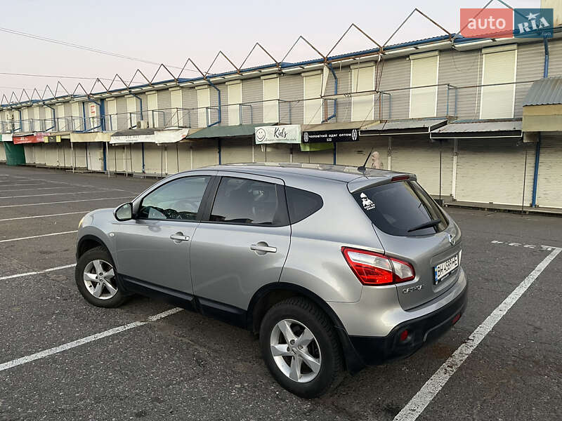 Внедорожник / Кроссовер Nissan Qashqai 2010 в Одессе