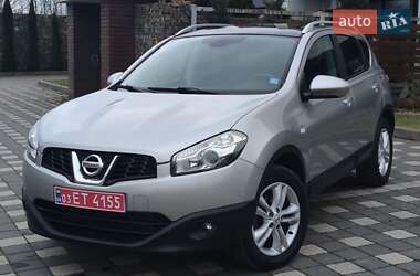 Позашляховик / Кросовер Nissan Qashqai 2010 в Стрию