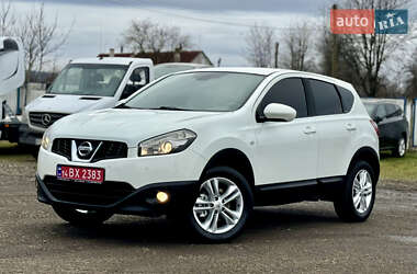 Внедорожник / Кроссовер Nissan Qashqai 2010 в Калуше