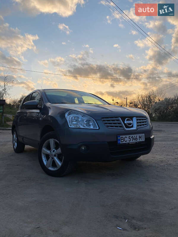 Внедорожник / Кроссовер Nissan Qashqai 2009 в 
