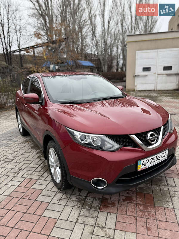 Позашляховик / Кросовер Nissan Qashqai 2016 в Запоріжжі