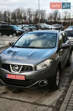 Позашляховик / Кросовер Nissan Qashqai 2010 в Львові