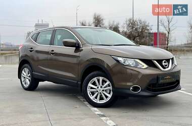 Позашляховик / Кросовер Nissan Qashqai 2015 в Києві