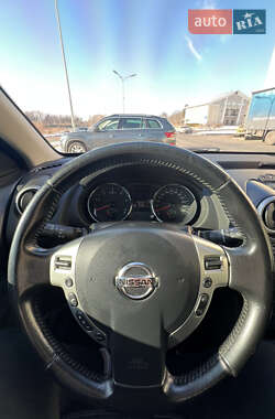 Позашляховик / Кросовер Nissan Qashqai 2010 в Львові