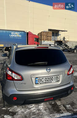 Позашляховик / Кросовер Nissan Qashqai 2010 в Львові