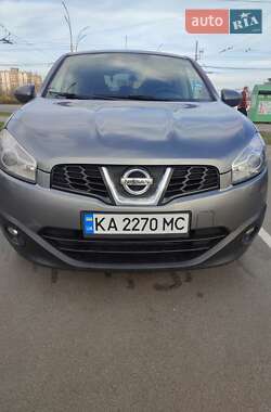 Позашляховик / Кросовер Nissan Qashqai 2013 в Києві