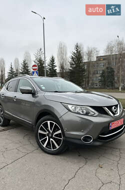 Позашляховик / Кросовер Nissan Qashqai 2015 в Миргороді