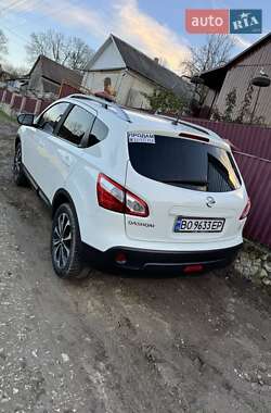 Внедорожник / Кроссовер Nissan Qashqai 2010 в Вишневце