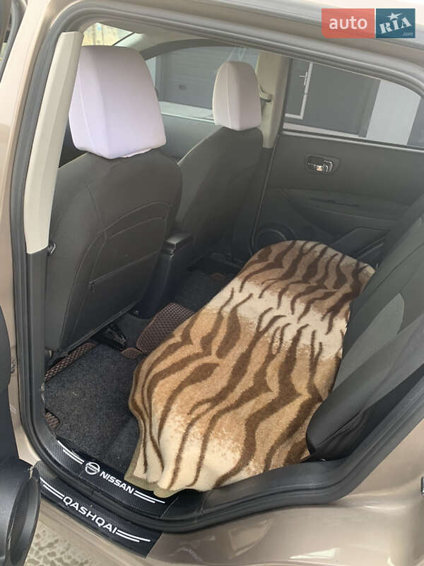 Внедорожник / Кроссовер Nissan Qashqai 2009 в Владимирце