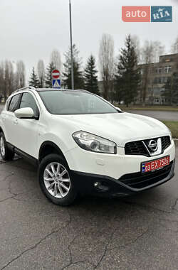 Позашляховик / Кросовер Nissan Qashqai 2010 в Миргороді