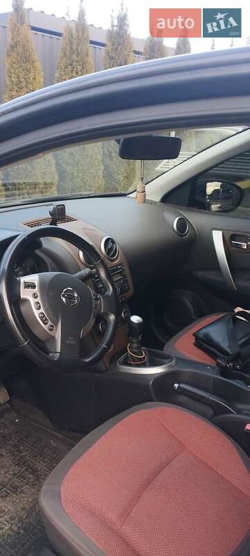 Внедорожник / Кроссовер Nissan Qashqai 2008 в Коростене