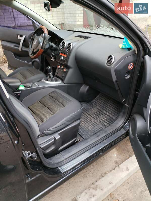 Позашляховик / Кросовер Nissan Qashqai 2007 в Коростені