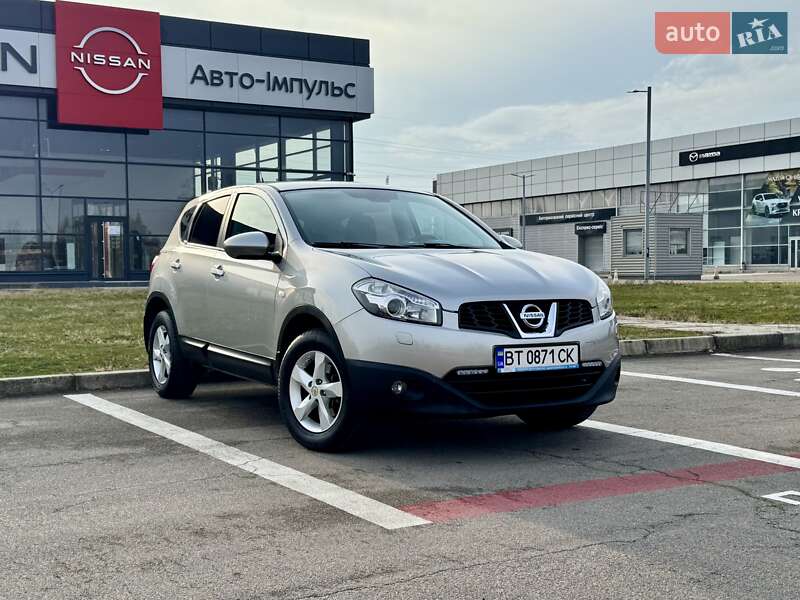 Позашляховик / Кросовер Nissan Qashqai 2012 в Дніпрі