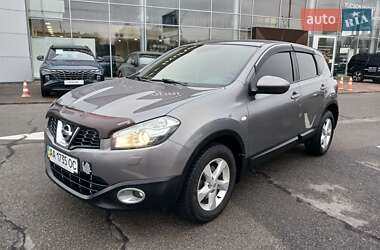 Позашляховик / Кросовер Nissan Qashqai 2013 в Києві