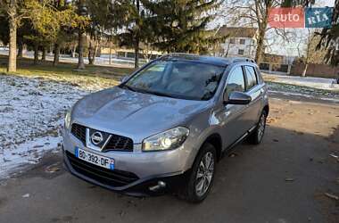 Позашляховик / Кросовер Nissan Qashqai 2010 в Дубні