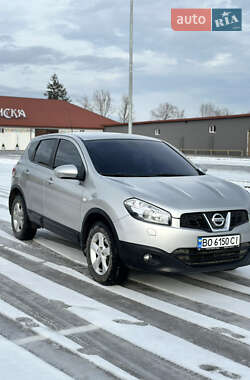 Позашляховик / Кросовер Nissan Qashqai 2011 в Тернополі