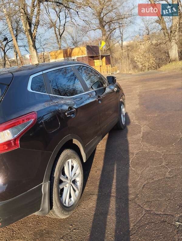 Позашляховик / Кросовер Nissan Qashqai 2014 в Черкасах