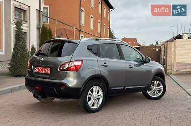 Внедорожник / Кроссовер Nissan Qashqai 2011 в Стрые