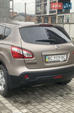 Позашляховик / Кросовер Nissan Qashqai 2011 в Львові