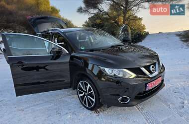 Внедорожник / Кроссовер Nissan Qashqai 2016 в Житомире