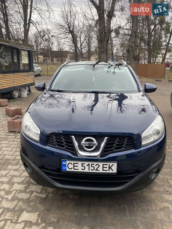 Внедорожник / Кроссовер Nissan Qashqai 2010 в Черновцах