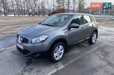 Позашляховик / Кросовер Nissan Qashqai 2012 в Гатне