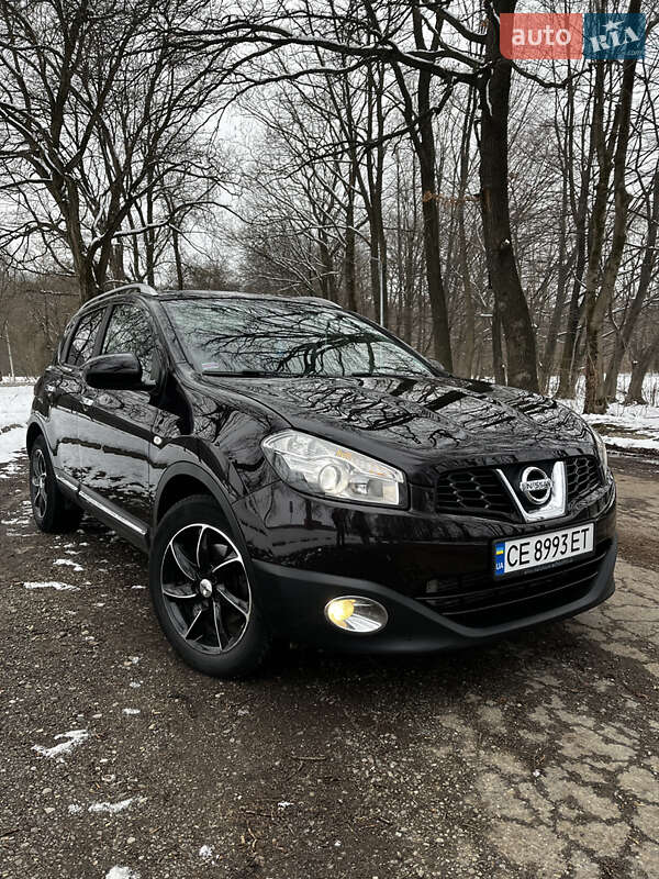 Внедорожник / Кроссовер Nissan Qashqai 2010 в Вижнице