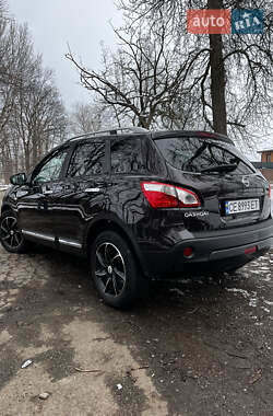 Внедорожник / Кроссовер Nissan Qashqai 2010 в Вижнице