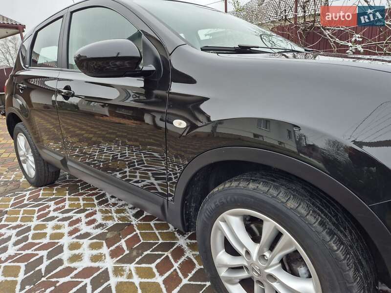 Позашляховик / Кросовер Nissan Qashqai 2011 в Стрию