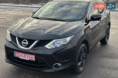 Позашляховик / Кросовер Nissan Qashqai 2015 в Рівному